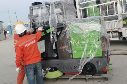 中國中鐵隧道局引進萊特LT-S18型掃地車 攜手共筑隧道建設