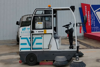 中鐵三局攜手萊特LT-S26掃地車 賦能基建清潔 共筑高效發展新篇